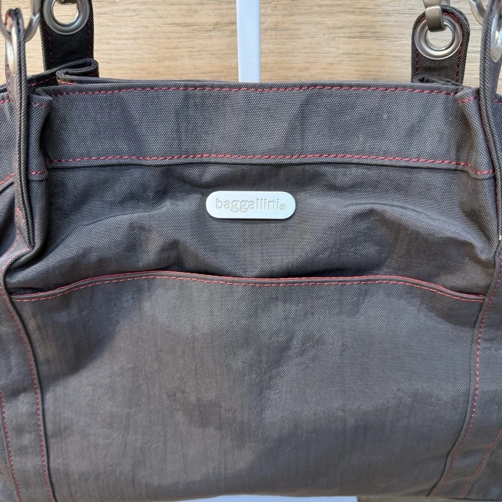 Baggallini Hampton Shoulder Bag Satchel Travel Tote Wristlet Brown Red